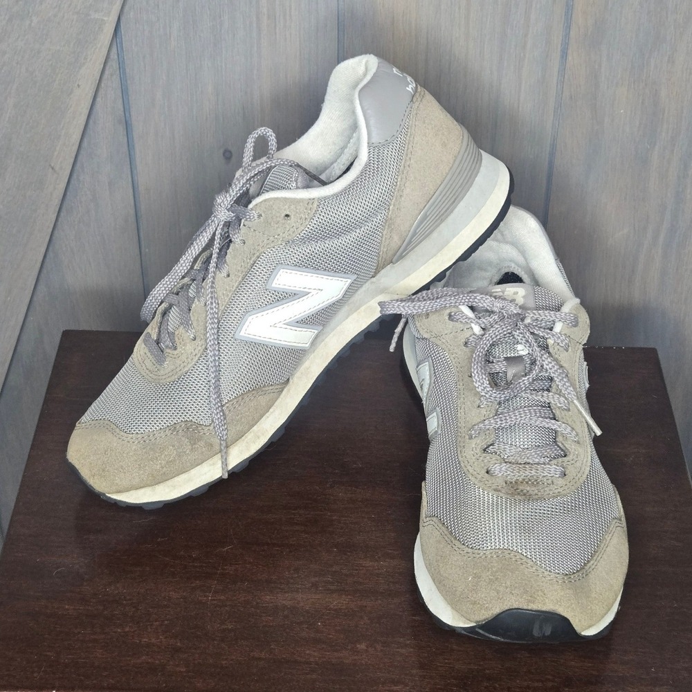 New Balance 515 Sneakers Womens 9.5 Grey Retro Low Top Mesh Suede WL515BA3 READ